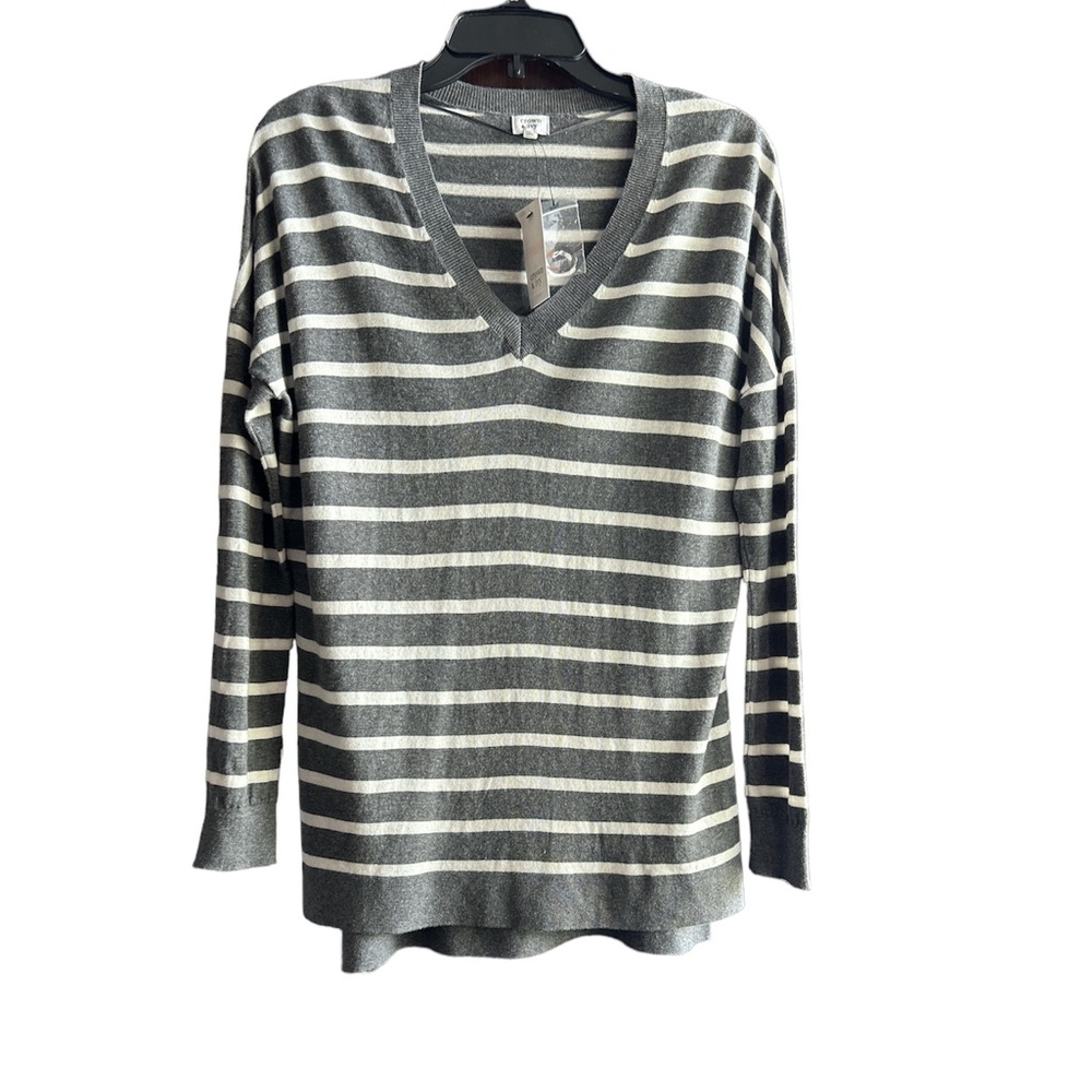 Crown and Ivy Drop Shoulder V Neck Striped Sweater size small